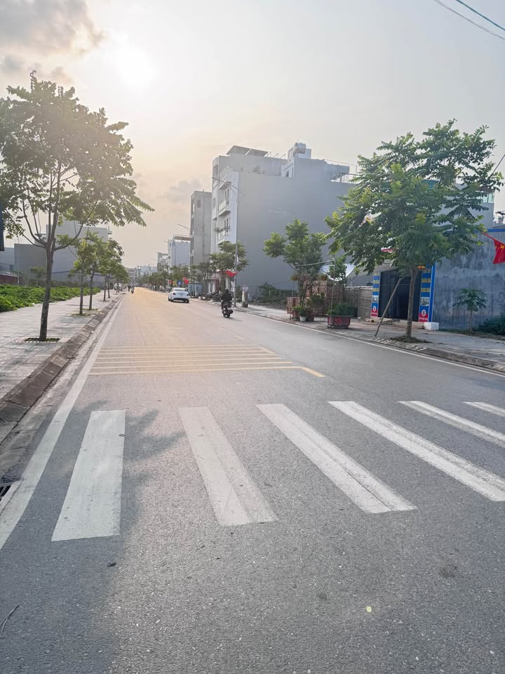 Mặt Tiền Kinh Doanh Đắc Địa Lưu Hữu Phước, Nam Định - 106m² Giá 8.9 Tỷ