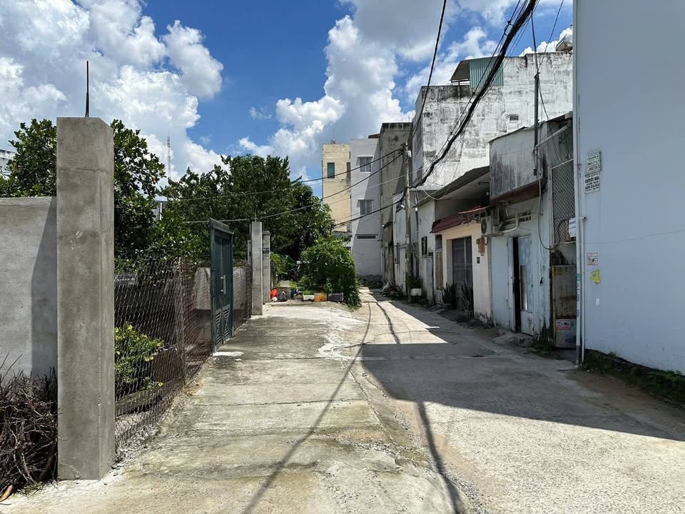 Bán Gấp Đất Vàng Thủ Đức 655m² - Giảm Sốc 3 Tỷ, Chỉ Còn 27 Tỷ!