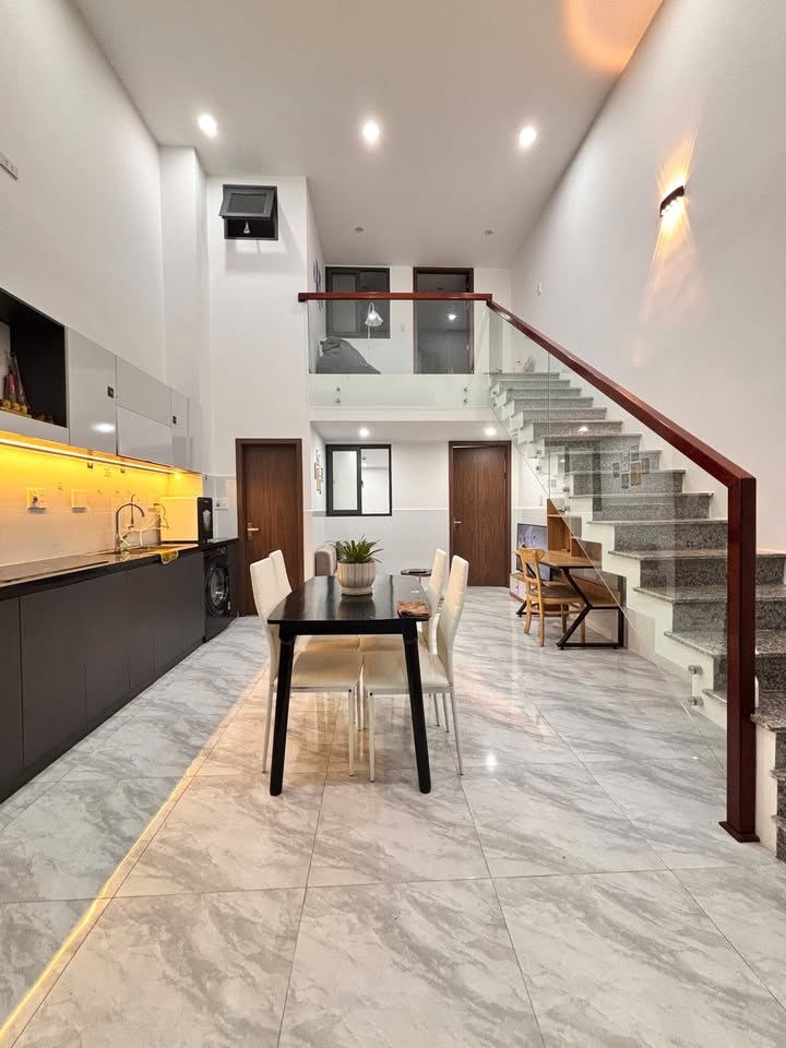 Cho thuê nhà nguyên căn 100m² Ngũ Hành Sơn - 2PN, Full Nội thất, Gần Biển