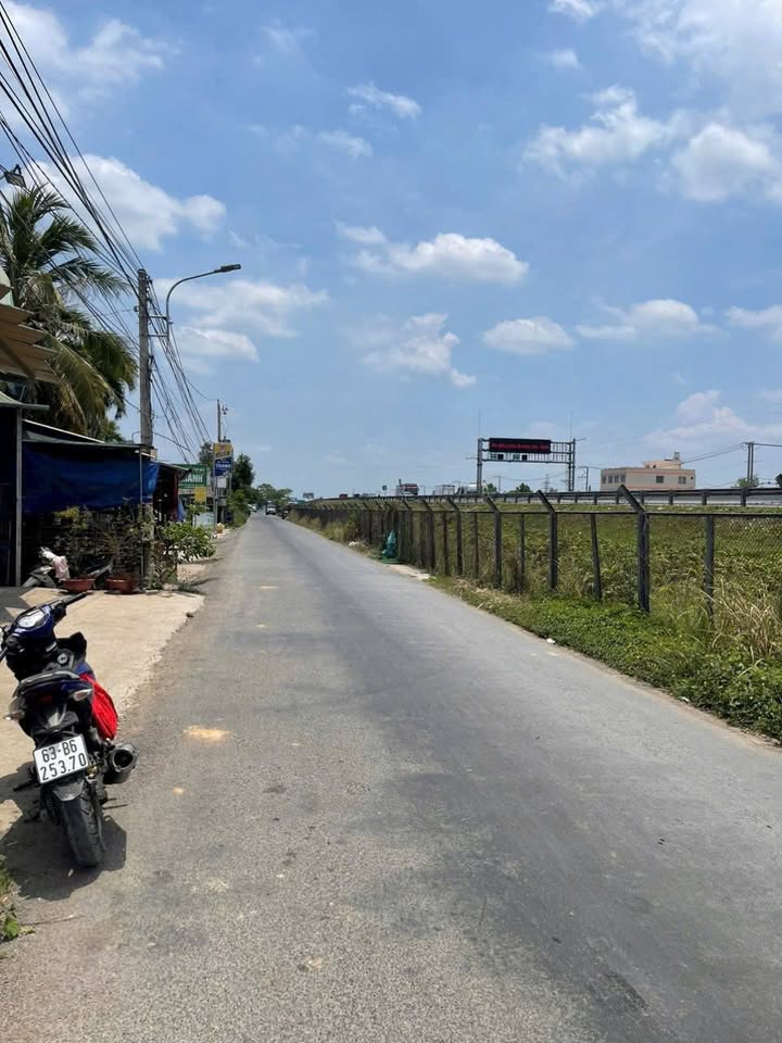 Đất nền thổ cư mặt tiền kênh 243m² - Châu Thành, Tiền Giang - Giá 1.05 tỷ