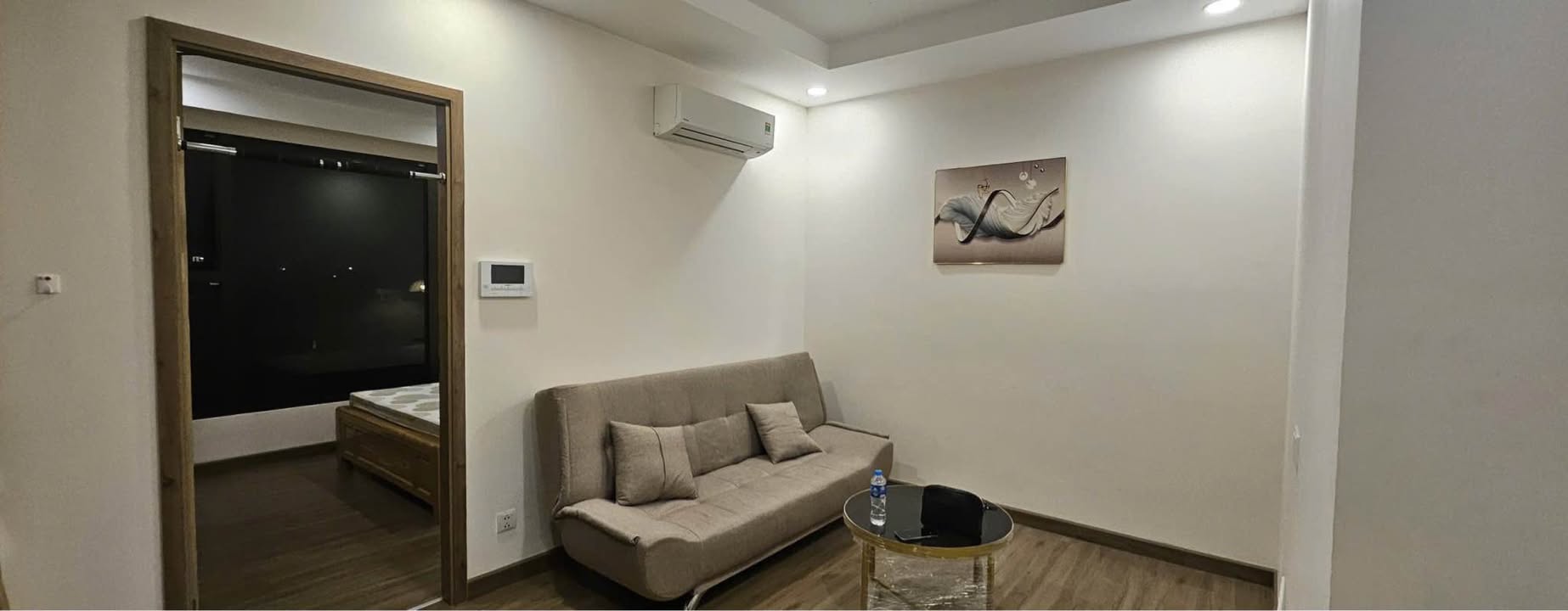 Bán Căn hộ Oasis 36m² - 1 Ngủ Đủ Đồ - Giá 2.75 Tỷ