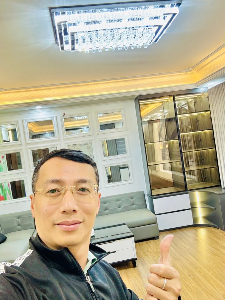 Nhà Phố Minh Khai, Hai Bà Trưng - 42m² x 7 Tầng, Kinh doanh đỉnh cao