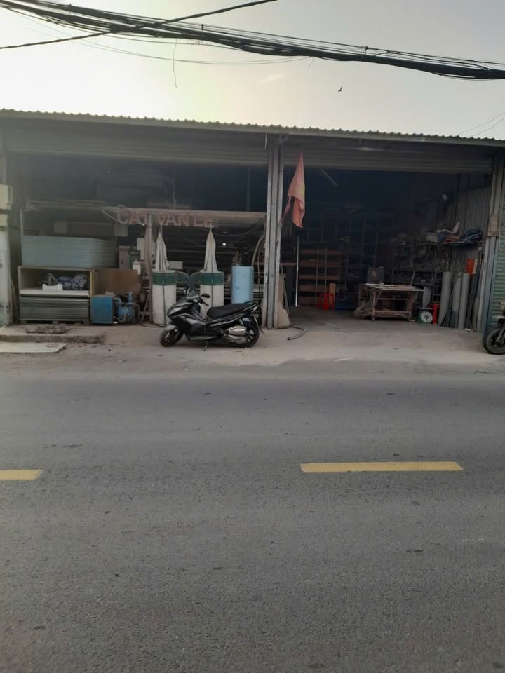 Xưởng cho thuê Vĩnh Lộc B 120m² 15 triệu - Hoạt động ngay