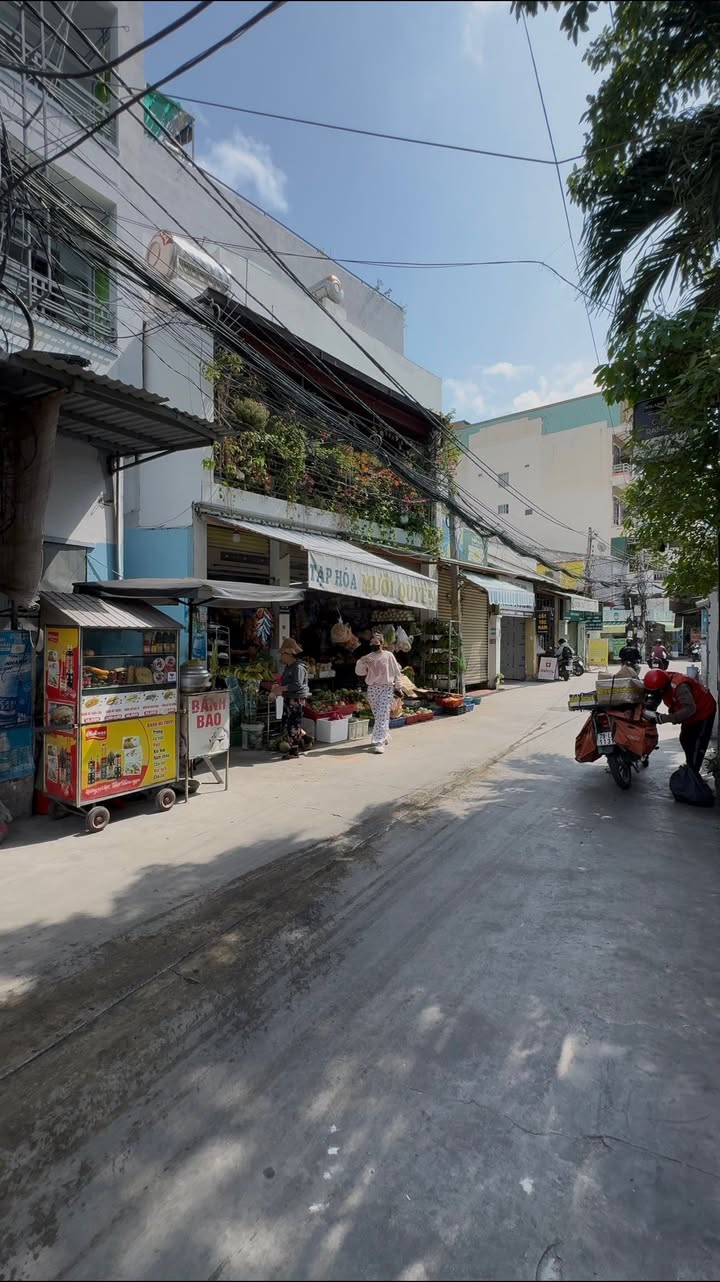 Nhà phố Đoàn Trần Nghiệp Nha Trang 108m² 13.8 tỷ - Vị trí đắc địa