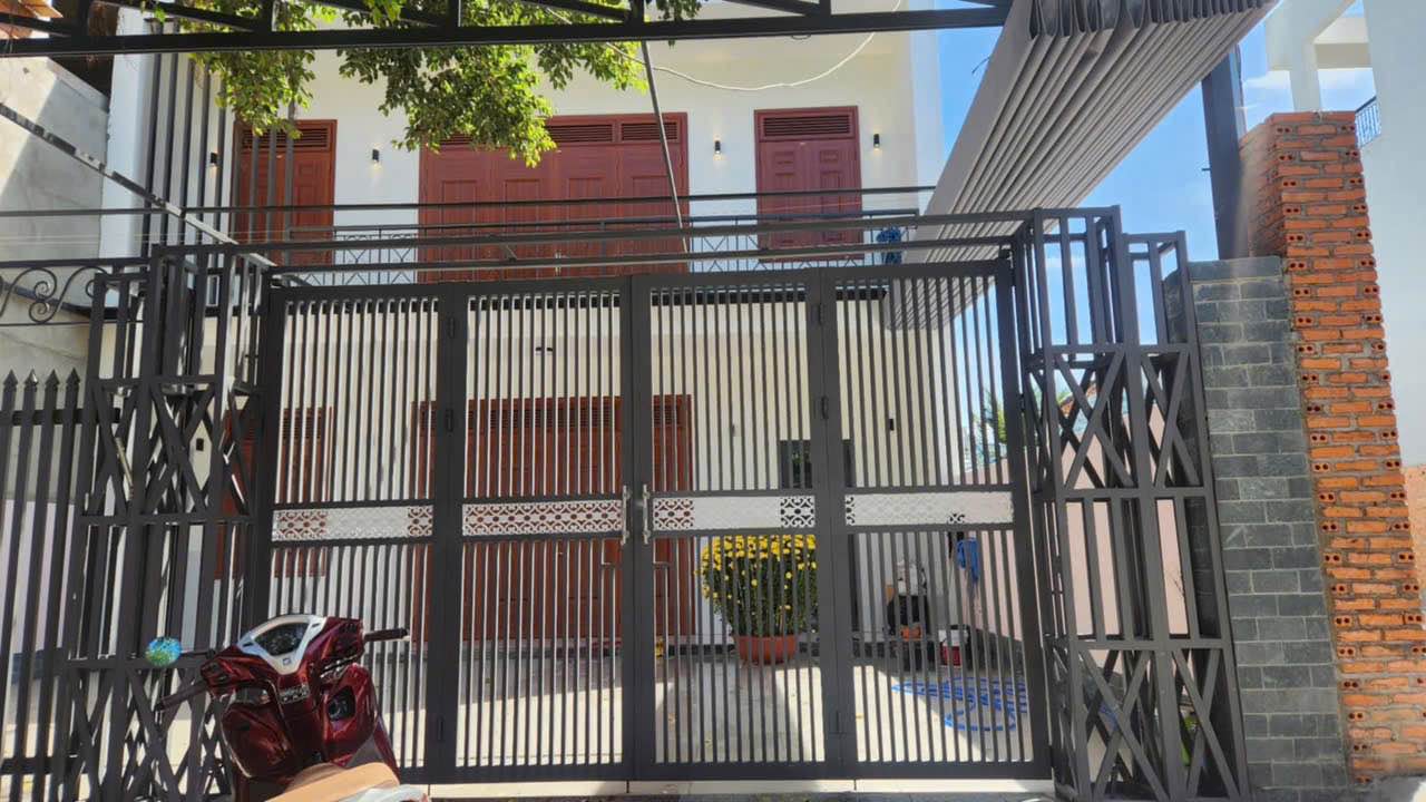 Nhà riêng Hoàng Hoa Thám Buôn Ma Thuột 160m² giá 15 triệu - Sẵn sàng ở ngay