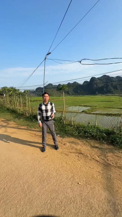 Bán Đất 1055m² Lạc Lương, Hòa Bình - Sổ Đỏ Full Thổ Cư, Gần Trường Học