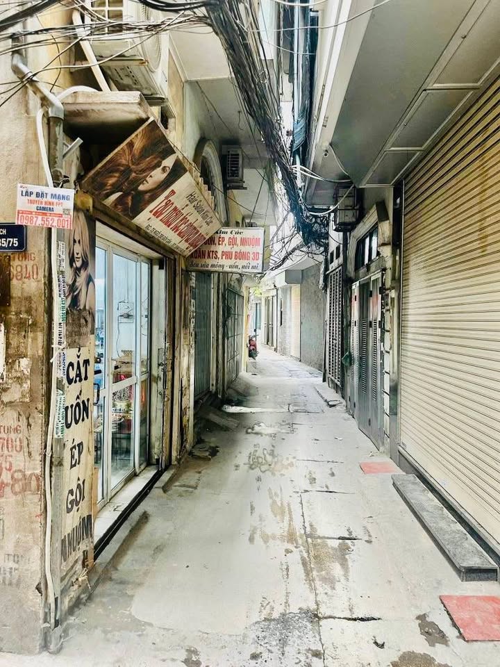 Nhà Đội Cấn Ba Đình 28m² 5 tỷ - Chính chủ bán