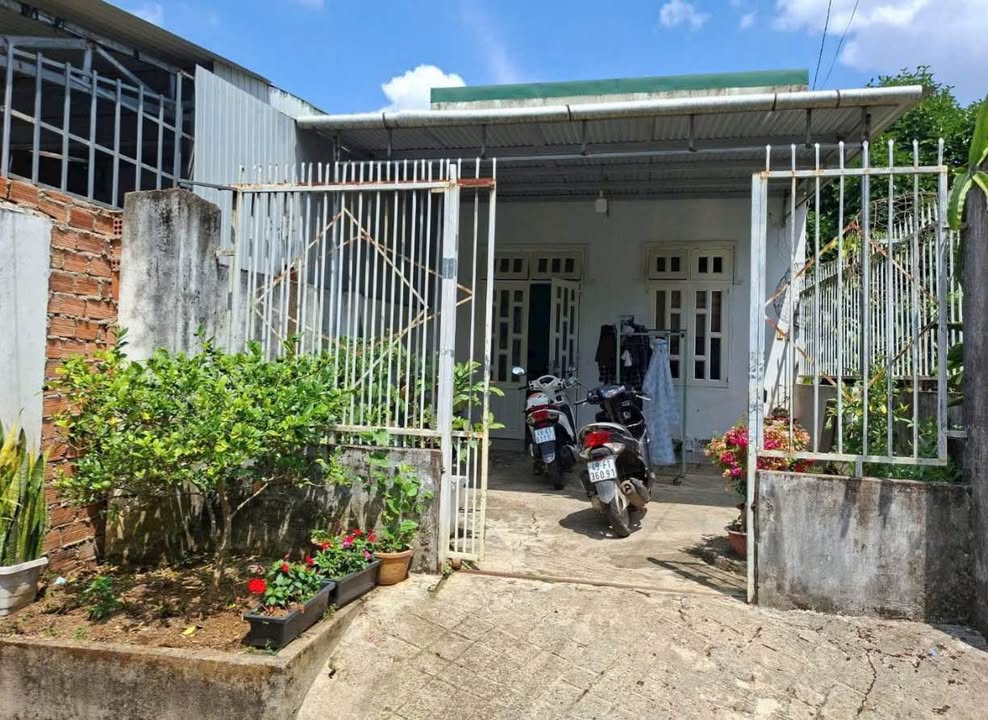 Nhà Hẻm Nguyễn Công Trứ Bảo Lộc 92m² - Giá 2.2 Tỷ, Trung Tâm Quảng Trường