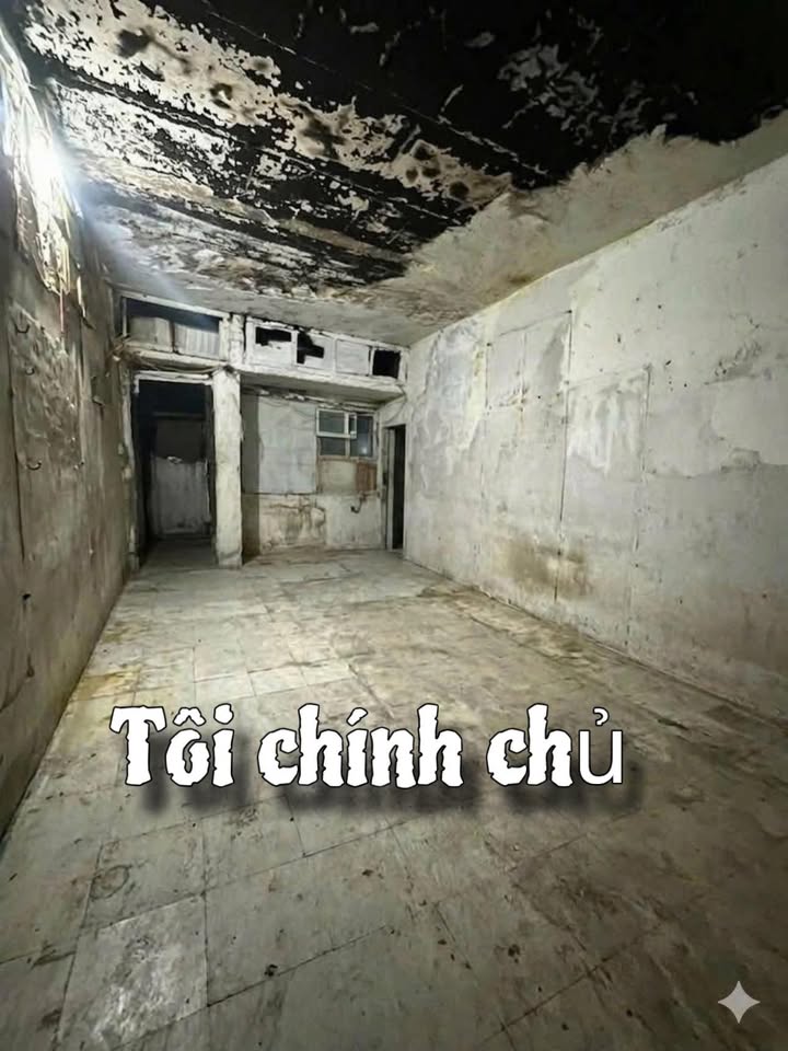 Bán gấp căn tập thể tầng 3 Ngã Tư Sở 60m² - Giá 2.74 Tỷ