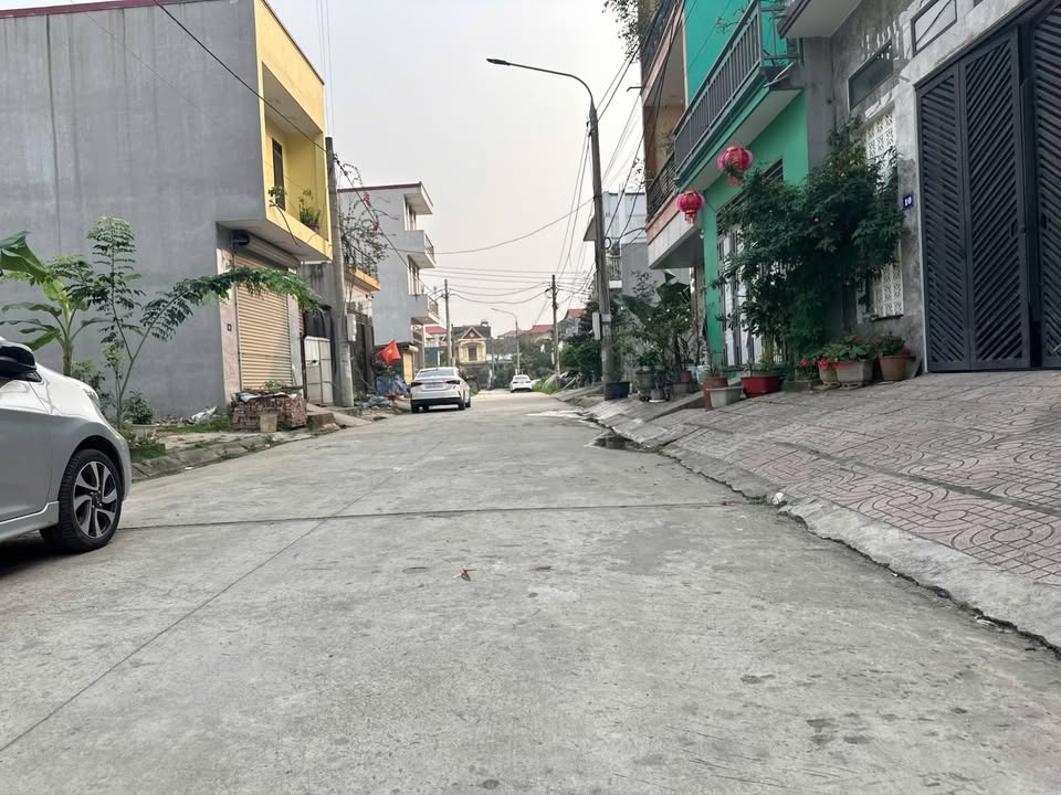 Đất nền Hội Thịnh Tam Dương 100m² giá 2.5 tỷ - Sổ đỏ chính chủ