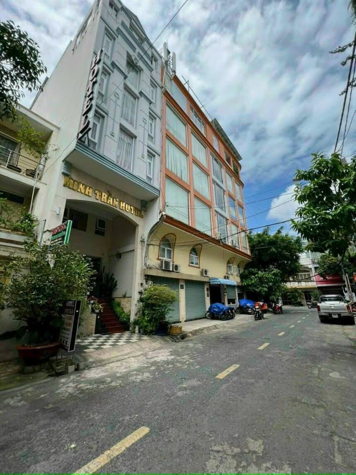 Khách sạn mặt tiền K300 Tân Bình 104m² - Dòng tiền 180tr/tháng