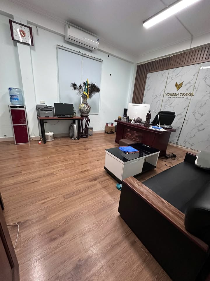 Văn Phòng 35m² Mặt Phố Nguyễn Ngọc Vũ, Cầu Giấy - Giá 6 Triệu/Tháng