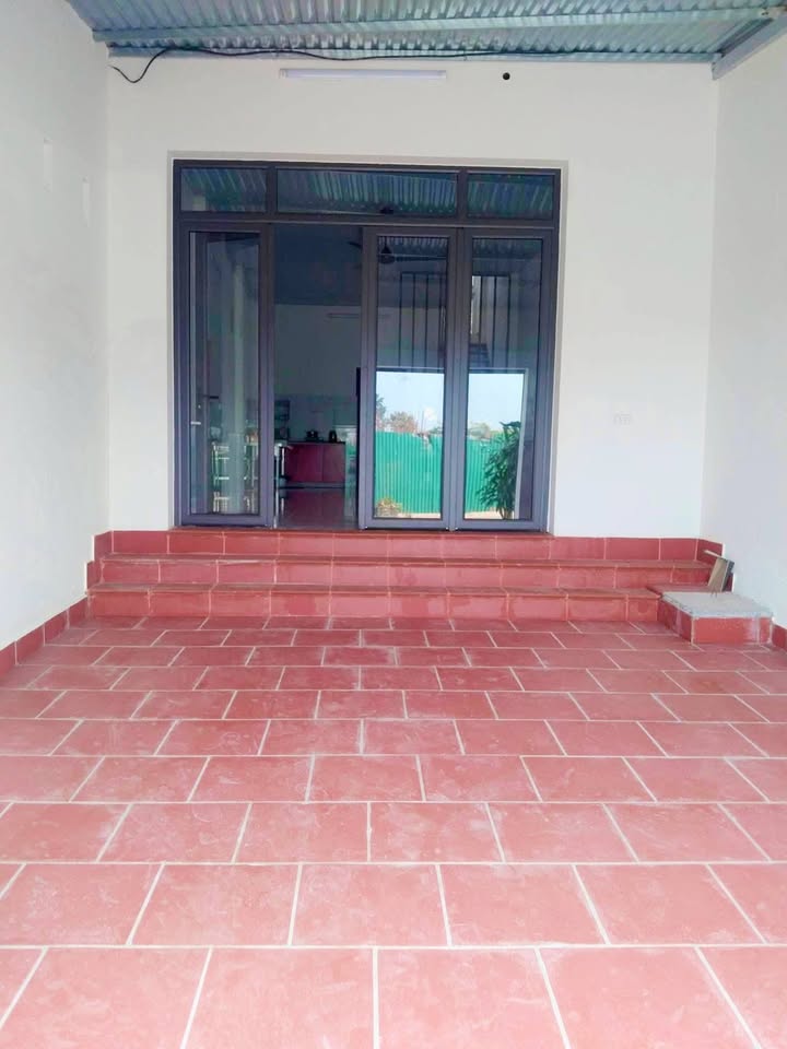 Cho thuê xưởng/kho 150m² mặt tiền ô tô tránh, gần Rice City Long Châu, Long Biên