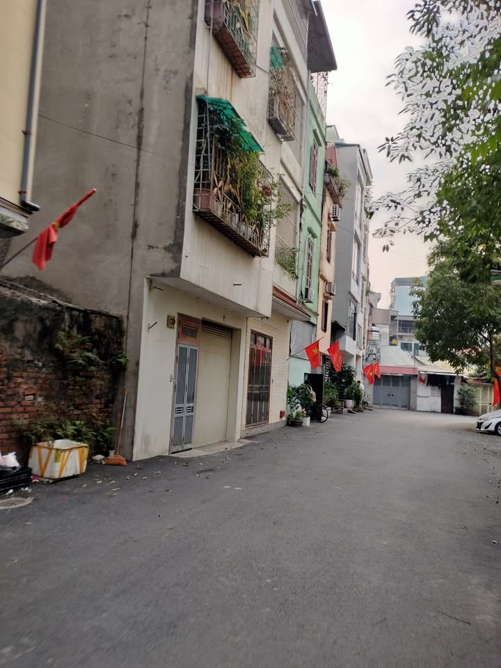 Đất Cầu Diễn 46m² 8 tỷ - Sổ đỏ chính chủ, ôtô tránh