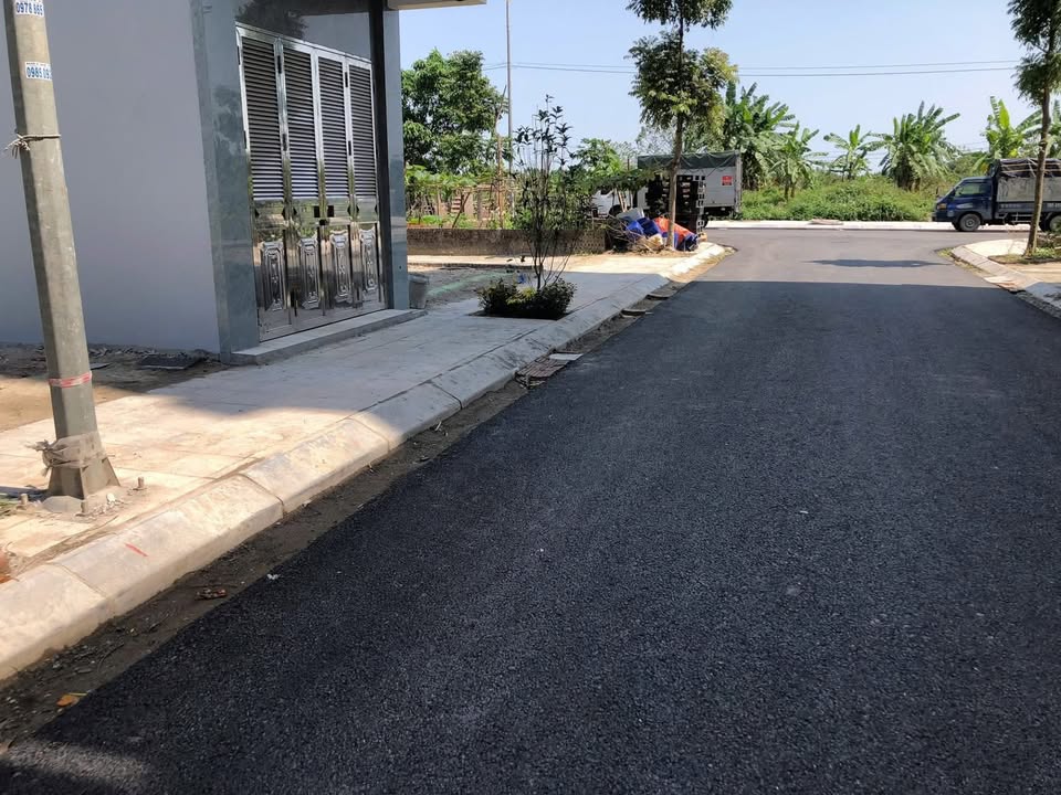 Bán Gấp Đất 30m² Thượng Thanh, Long Biên - Ngõ Thông, Giá Tốt