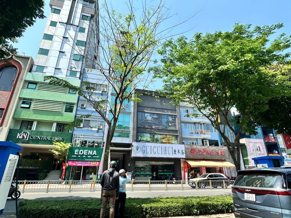 Bán nhà mặt phố Hai Bà Trưng Quận 3 225m² 176 tỷ Mặt tiền kinh doanh