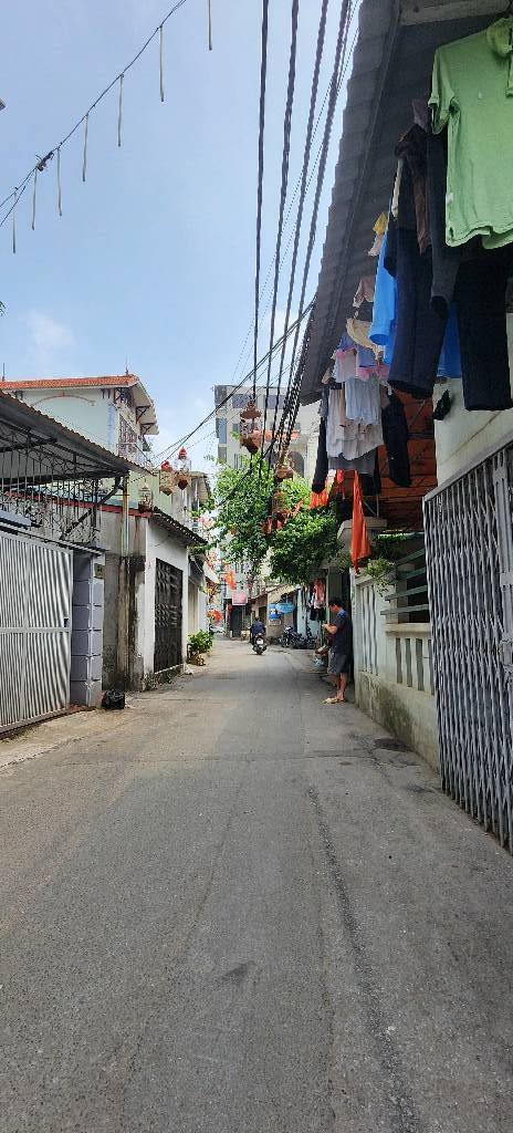 Căn hộ tầng 2 Tây Hồ, 43m² - Ô tô đỗ cửa, Sổ đỏ riêng chỉ 3.2 tỷ