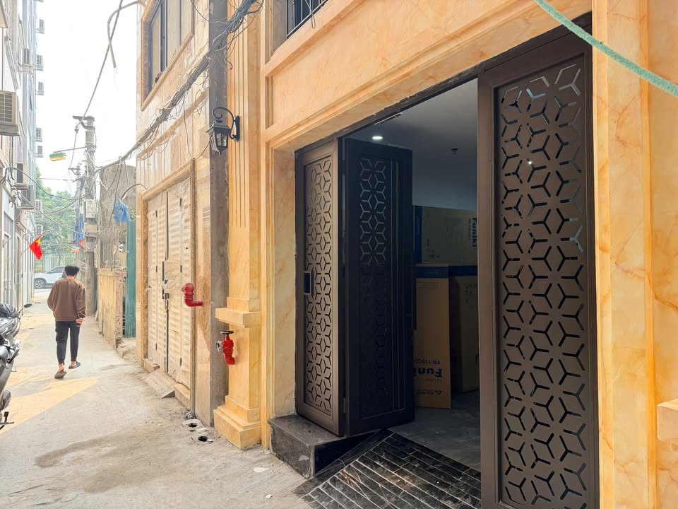 Chung cư mini Phú Diễn 57m² - 7 tầng thang máy - 85 triệu/tháng