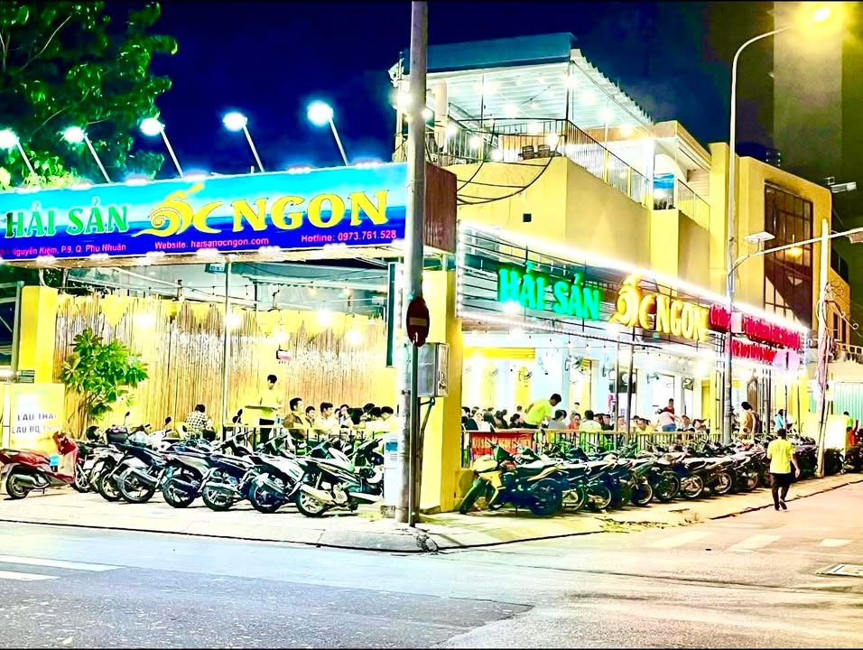 Nhà góc 2MT Nguyễn Kiệm Phú Nhuận 280m² - Ô tô vào nhà