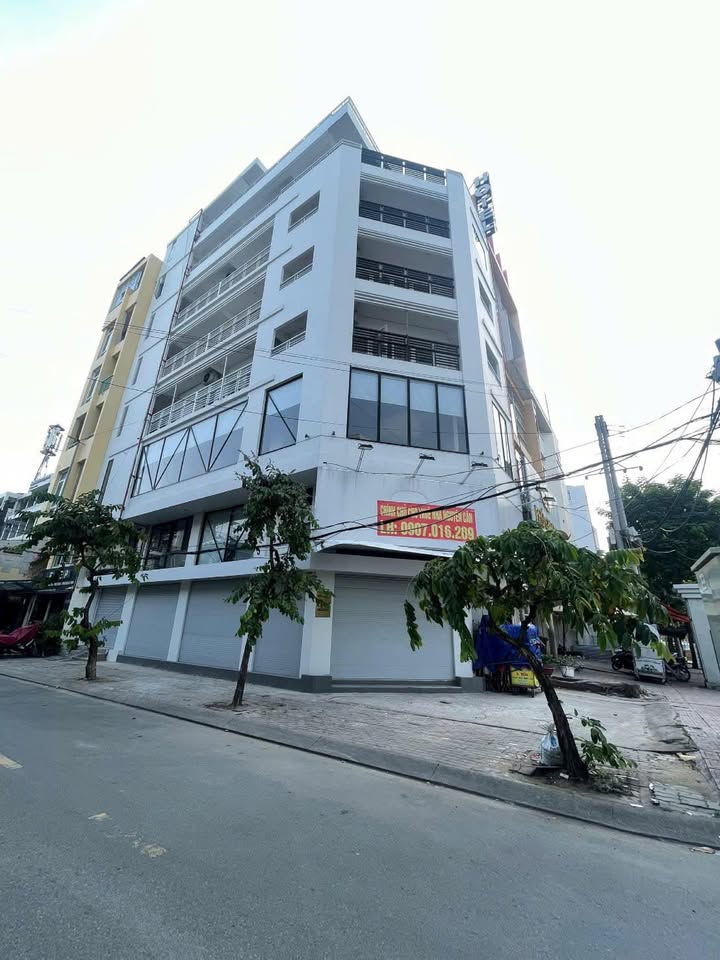 Văn phòng Nguyễn Thị Thập Q7 700m² 180tr - Vị trí trung tâm