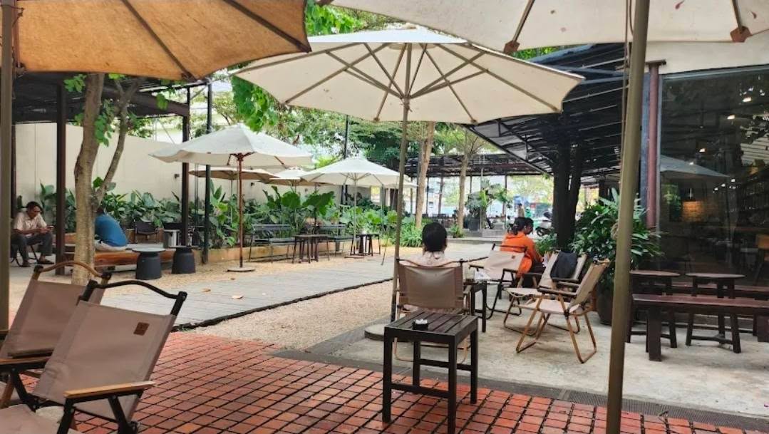 Cho thuê Biệt thự Sân vườn Nguyễn Văn Trỗi, Phú Nhuận - 1200m² kinh doanh đa ngành