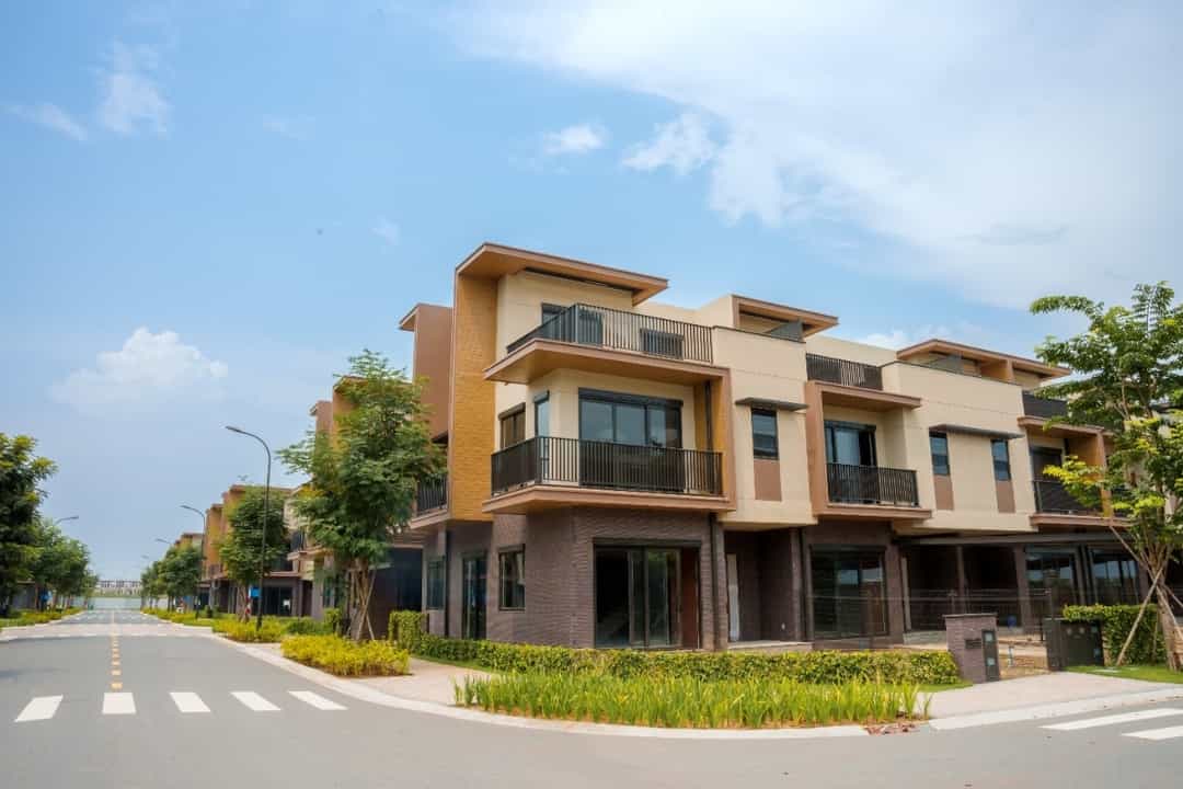 Nhà góc Izumi City 151.5m² giá 13.5 tỷ - Cơ hội đầu tư hấp dẫn!