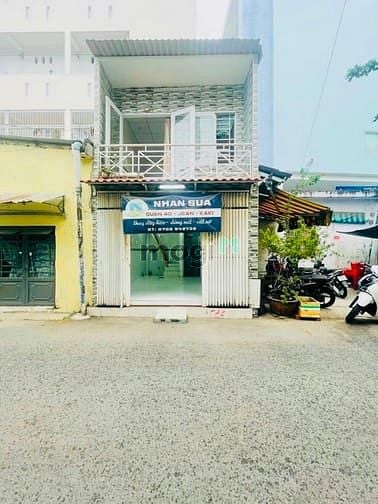Cho thuê nhà nguyên căn mặt tiền Trần Bá Giao, Gò Vấp 40m² giá 8 triệu - Khu kinh doanh sầm uất!