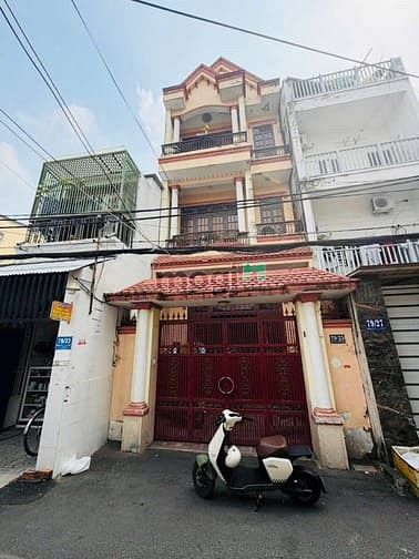 Bán nhà mặt tiền Nguyễn Kiệm 213m² giá 11.9 tỷ - Kinh doanh thuận lợi!