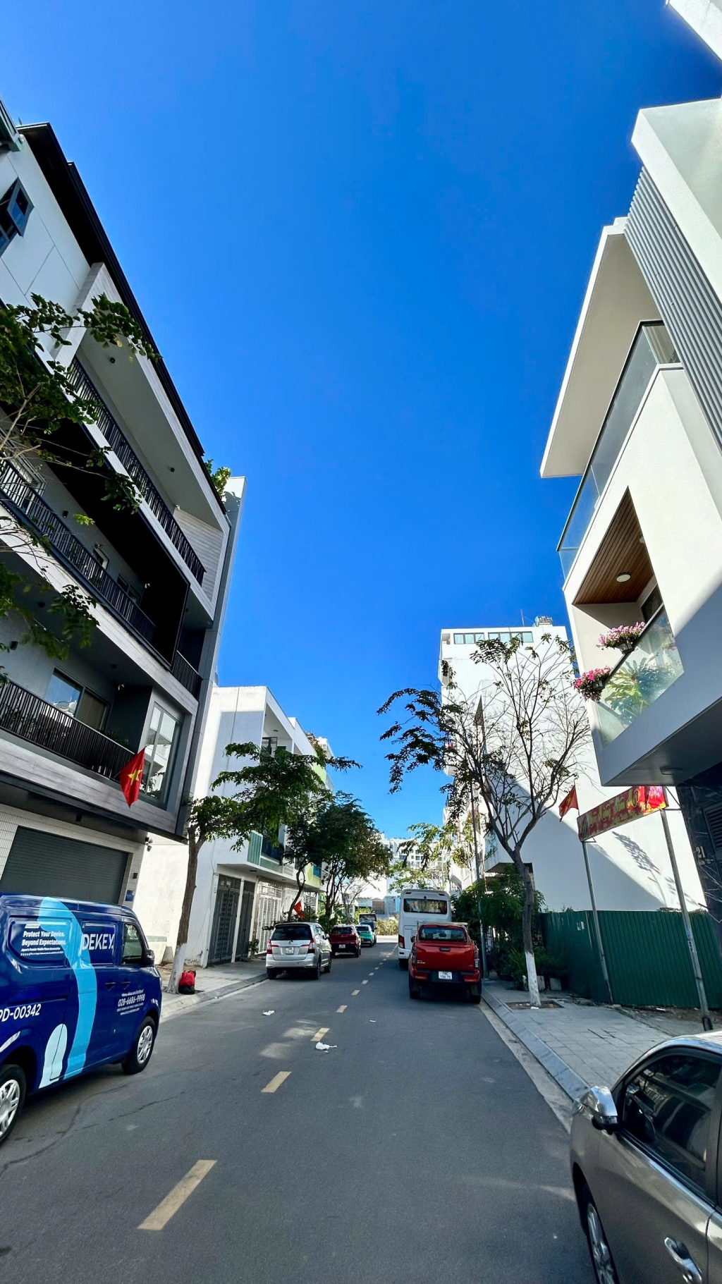 Bán nhà 2 tầng KĐT VCN Phước Long Nha Trang 60m² giá 9.95 tỷ - Sổ hồng chính chủ!