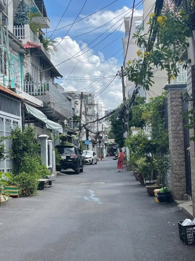 Bán Gấp Nhà 90m² Trung Tâm Thủ Đức - Ô Tô Ngủ Trong Nhà