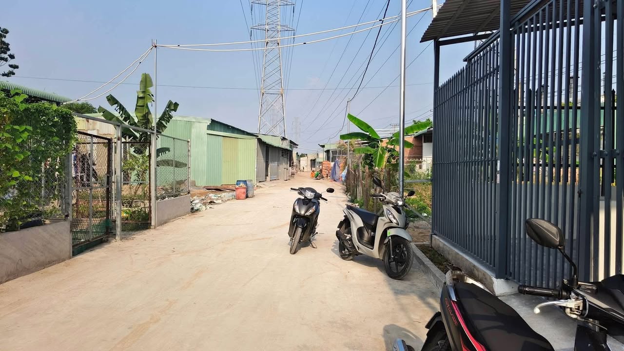 Nhà Đẹp 115m² Cổng Biên Hùng, Nhơn Trạch - Sẵn Sàng Về Ở Ngay!