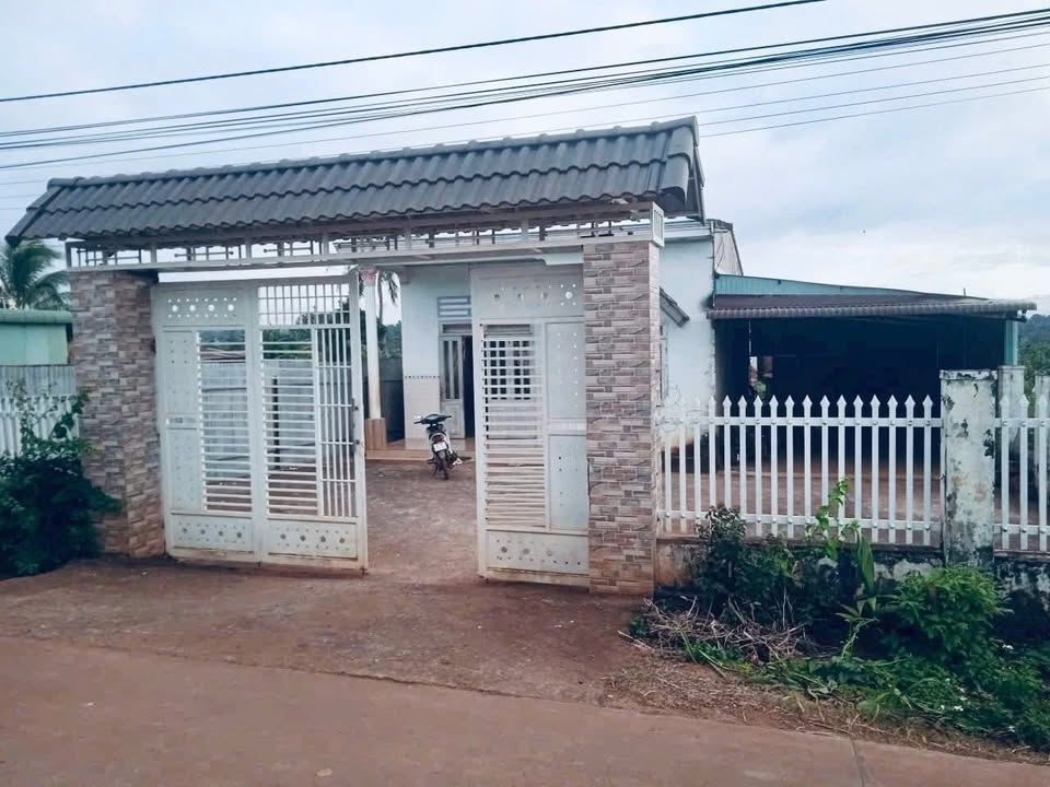 Bán Gấp Nhà Vườn 384m² Xã Quảng Phú, Đắk Lắk - Giá Hơn 1 Tỷ, Sẵn Sàng Ở Ngay