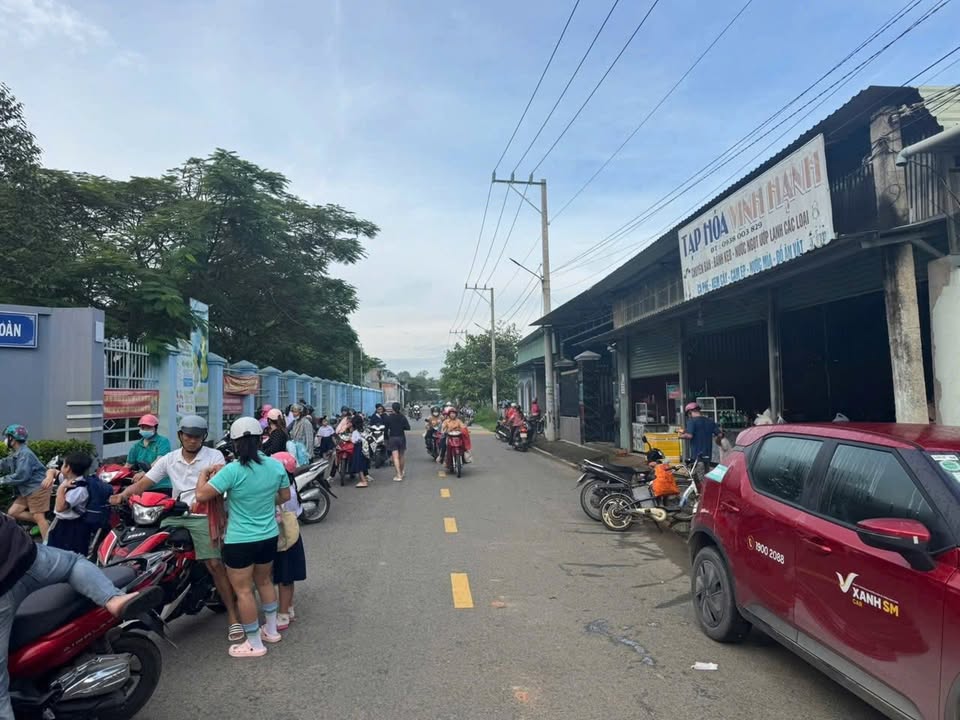 Nhà Mặt Tiền Kinh Doanh Đường Thanh Hội, Tân Uyên - 5.5 Triệu/Tháng