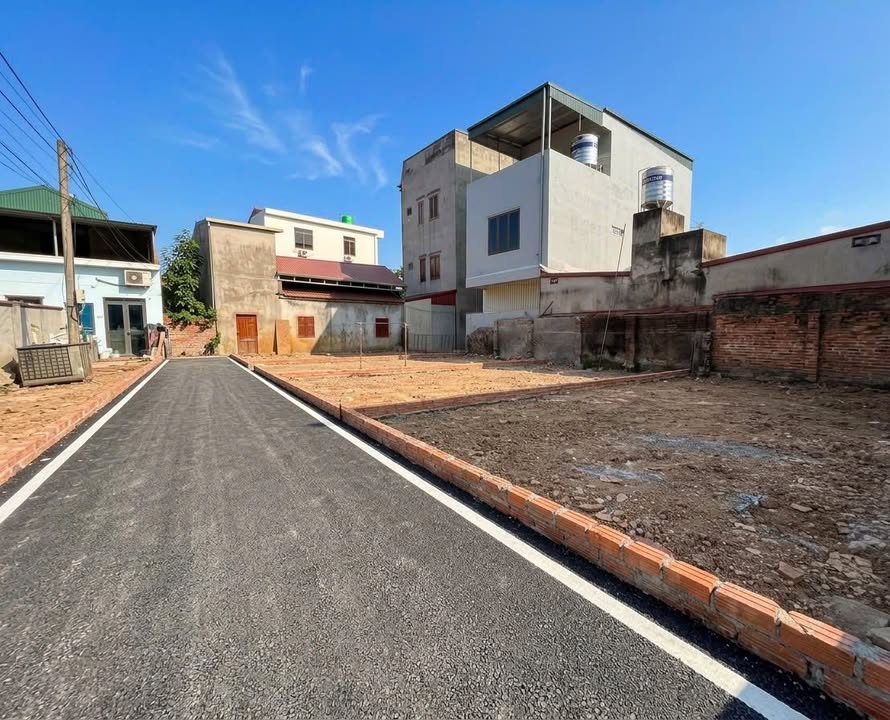 Đất nền Từ Sơn 50m² gần ĐH Luật - Giá chỉ 1.9-2 Tỷ