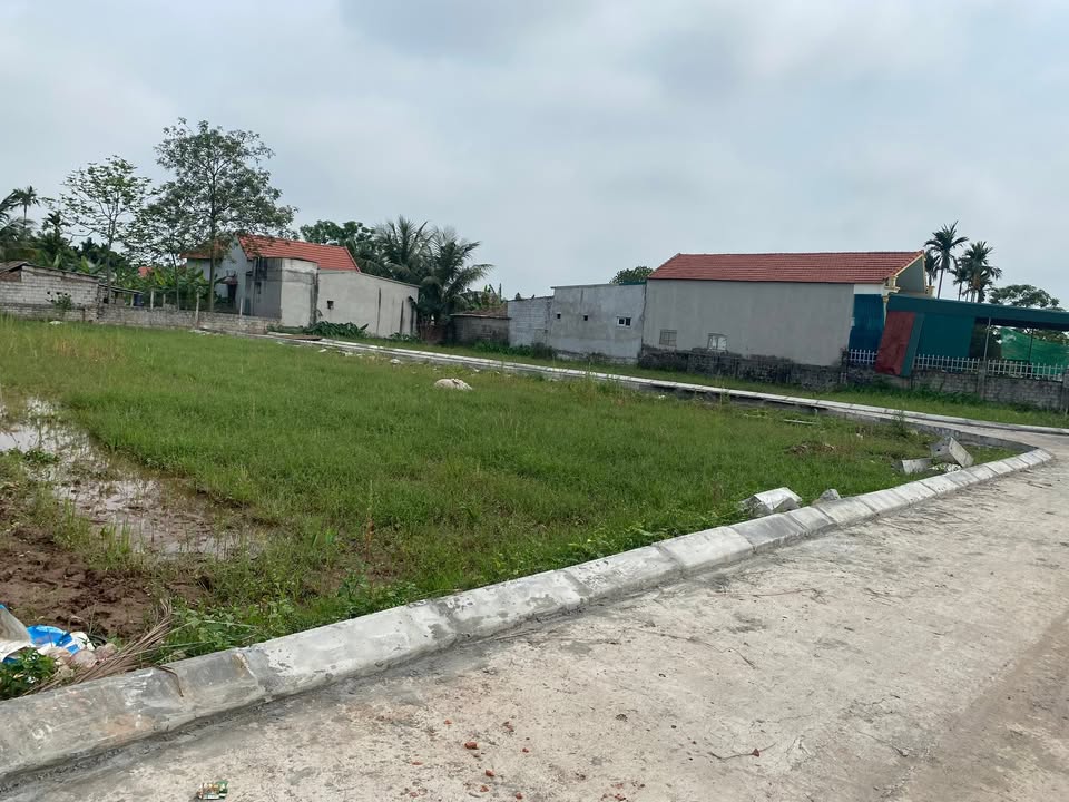 Đất nền Nga Tiến Nga Sơn 100m² giá 400 triệu - Sổ đỏ chính chủ