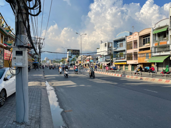 Nhà Mặt Tiền Phạm Hùng Q8 54m² - Kinh Doanh Đắc Lộc - 4 Tầng - 13 Tỷ