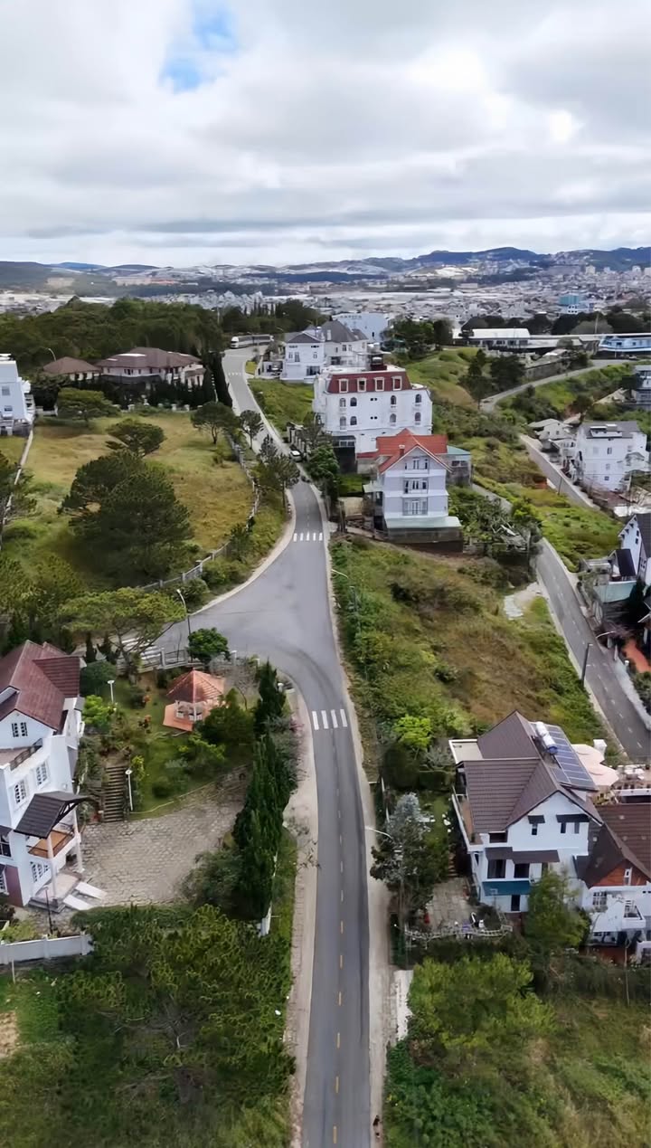 Đất 2 Mặt Tiền Đồi Huy Hoàng Đà Lạt 588m² - Đầu Tư Sinh Lời Vượt Trội