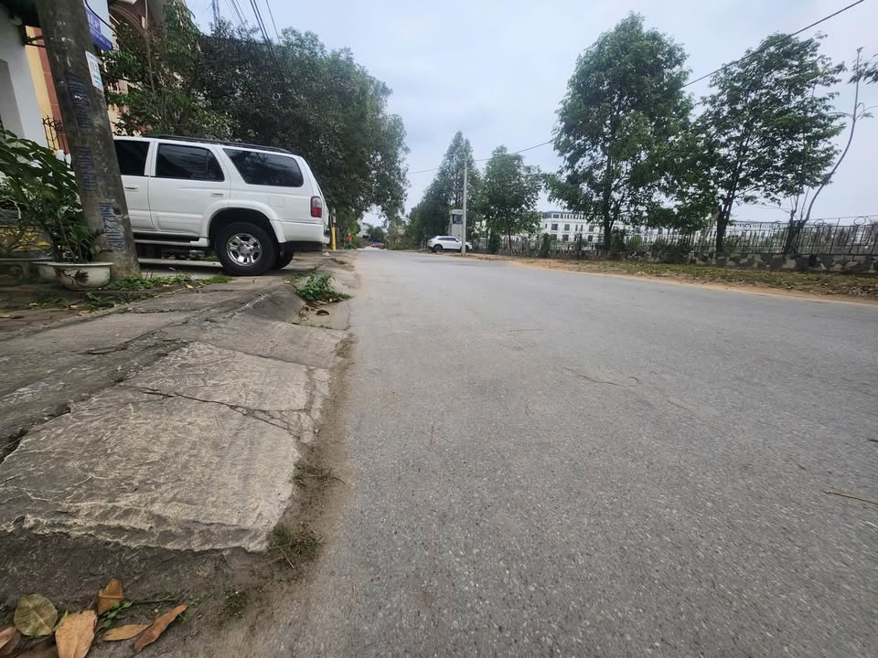 Bán đất T.Phố Thanh Hóa 72m² view công viên - Sẵn sổ hồng