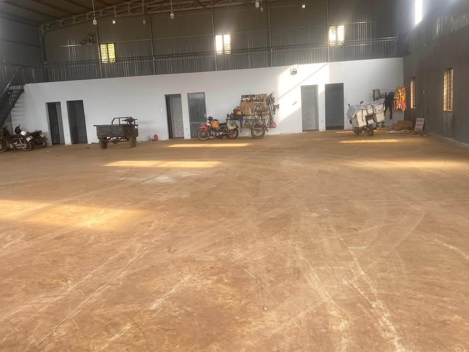 Cho thuê kho 500m² mặt tiền đường kinh doanh, TP. Buôn Ma Thuột - Giá tốt