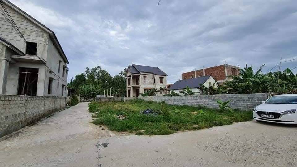 Đất Vàng Đặng Trần Côn - 304m² Giá Tốt 1.4 Tỷ, Sổ Đỏ Sẵn Sàng