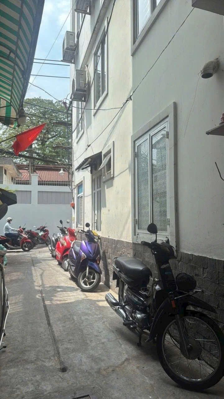 Nhà 5 tầng Nguyễn Trãi, Q1 - 17m², 3.45 Tỷ, Sổ hồng chuẩn