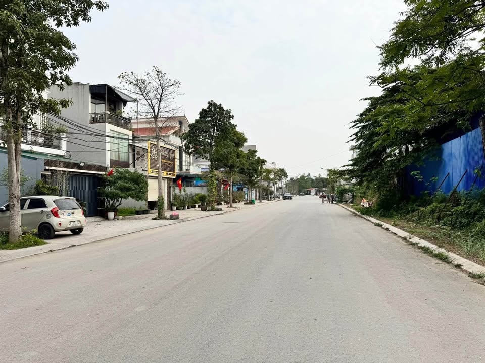 Nhà 100m² sát TTTM BigC Bắc Kạn - Giá từ 5 tỷ