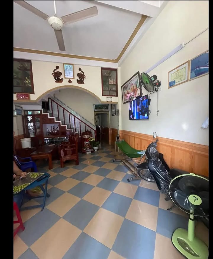 Nhà Mặt Tiền P. Đống Đa Quy Nhơn 63m² - 3PN Giá 4 Tỷ