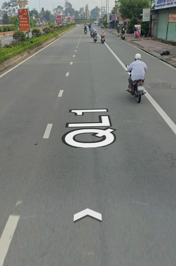 Nhà MT QL1A Tân An 177m² - Giá 3.7 Tỷ - Sẵn Sàng Ở Ngay