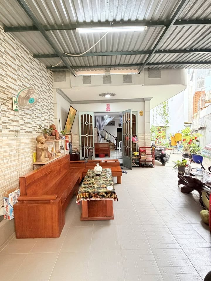 Nhà Phố Gò Vấp 134m² Nở Hậu, Gần Emart - 13.6 Tỷ