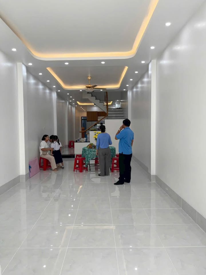 Mặt bằng kinh doanh 104m² đường Thiên Hộ Dương, Tháp Mười - Giá tốt