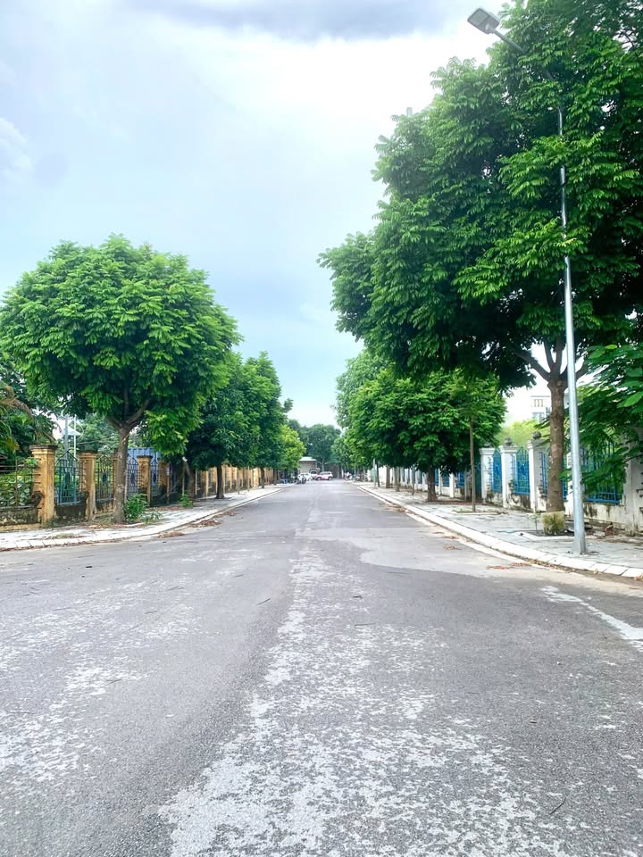 Bán đất Từ Sơn 108m² - Vị trí đắc địa, sổ đỏ chính chủ