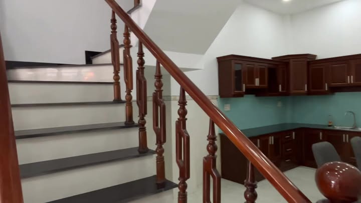 Nhà 64m² 4 tầng mặt tiền Bình Tân, 5.8 tỷ - Gần chợ, kinh doanh tốt