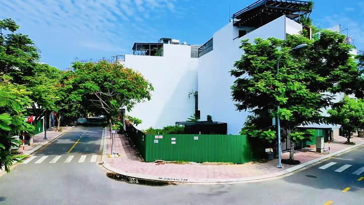 Bán Đất Góc 2 Mặt Tiền KĐT Hà Quang 2, Nha Trang - 256m²