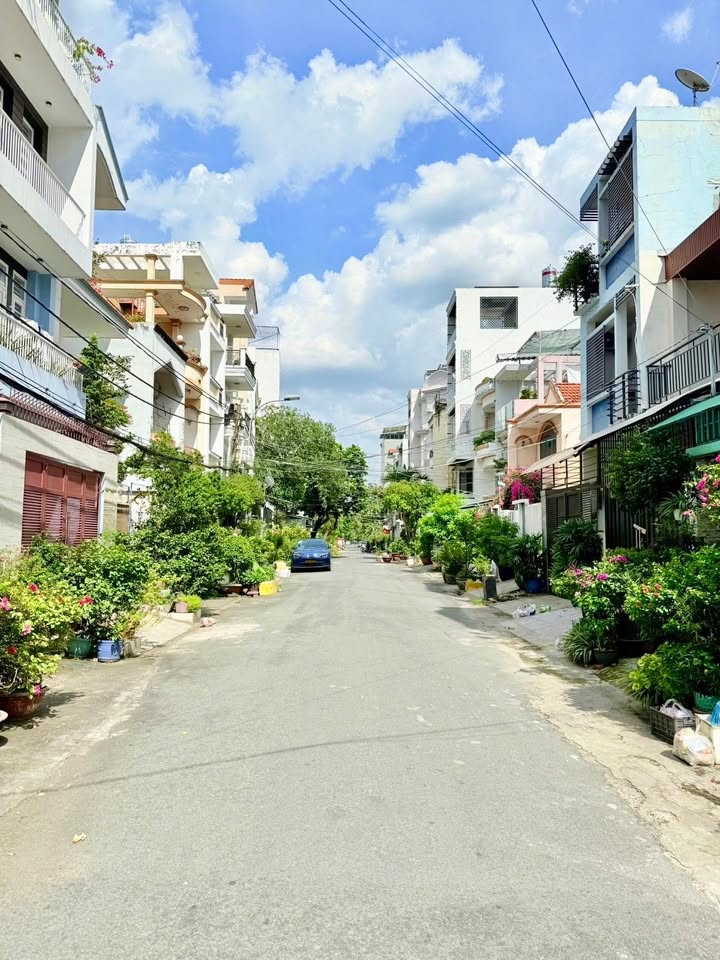 Nhà Phố Tân Quy Quận 7 72m² 18 Tỷ - Mặt Tiền Kinh Doanh Đắc Địa!